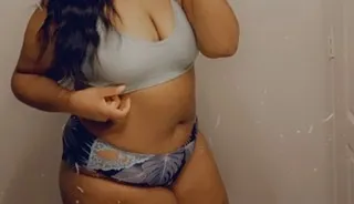 OnlyFans cuenta xoxomonet header 2