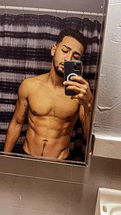 OnlyFans cuenta rican_papiii avatar 1