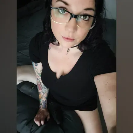 OnlyFans cuenta nerdydirtyandcurvy avatar 1
