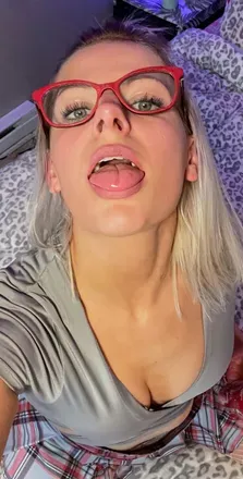 OnlyFans of lexxxikitten