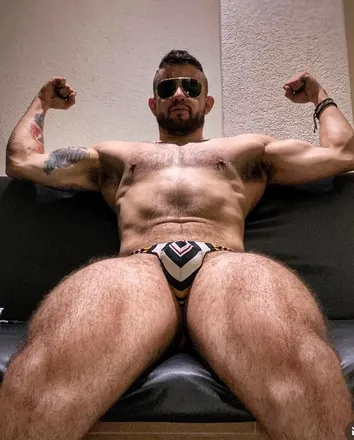 OnlyFans cuenta andresgarciaofficial header 2