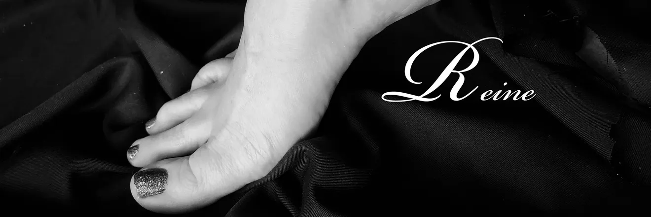 OnlyFans cuenta reinetromperie header 2