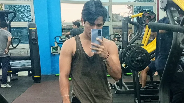 OnlyFans cuenta abraham2998 header 2