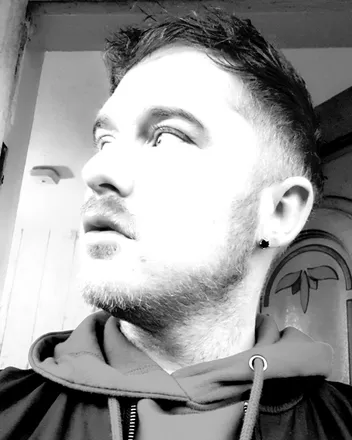 OnlyFans cuenta mattshort header 2