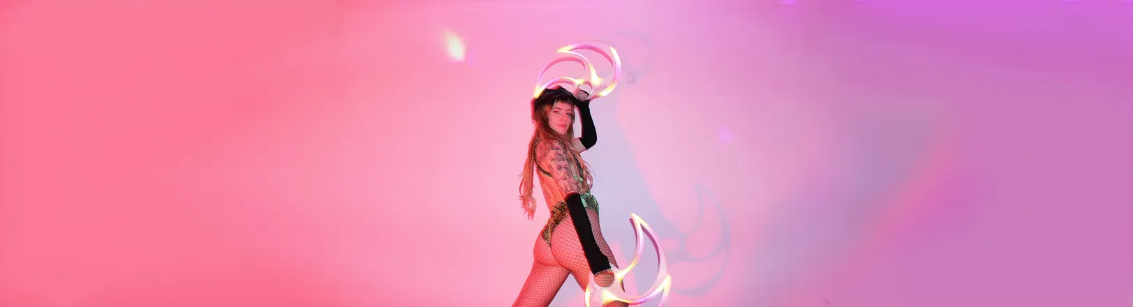 OnlyFans account  starraye header 2