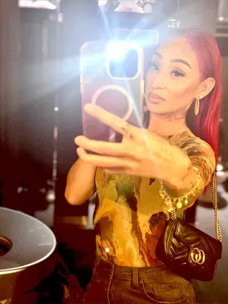 OnlyFans cuenta ari.you.pretty avatar 1