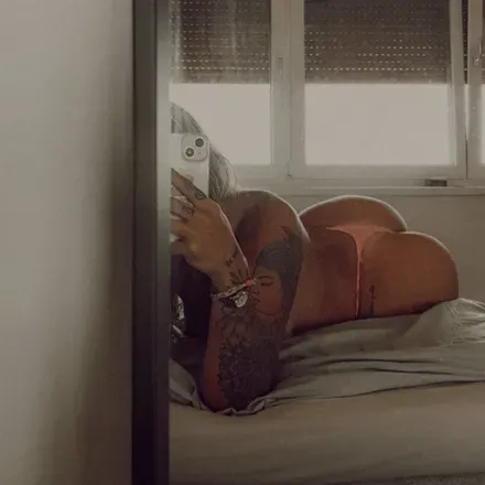 OnlyFans cuenta sarah_sixxx header 2