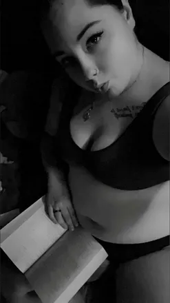 OnlyFans cuenta vikki7396 avatar 1