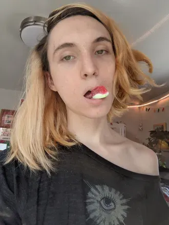 OnlyFans cuenta alien-iz avatar 1