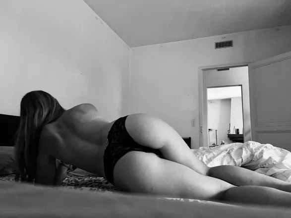 OnlyFans cuenta u354648667 header 2