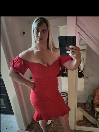 OnlyFans cuenta inkedmusclechick avatar 1