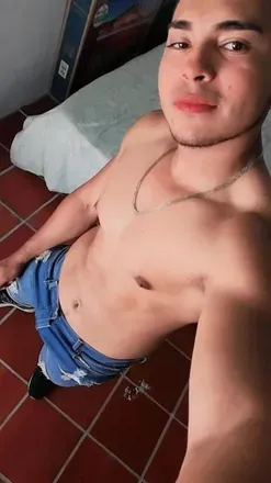 OnlyFans cuenta danifit07 header 2