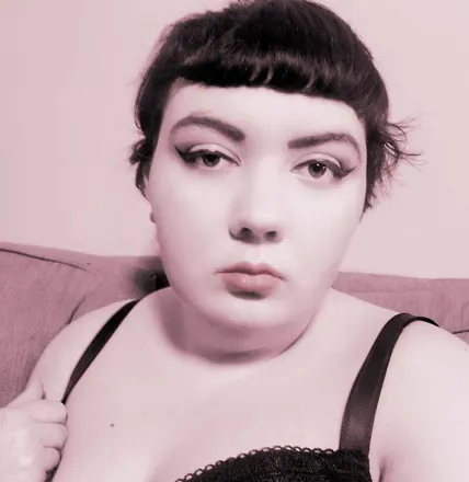 OnlyFans account  lulae avatar 1