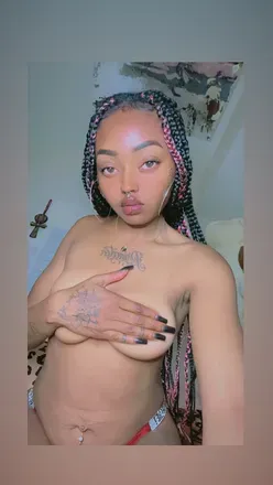 OnlyFans cuenta bubbles_tha_queen_gemini header 2
