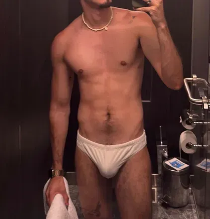 OnlyFans cuenta yourboycharlie avatar 1