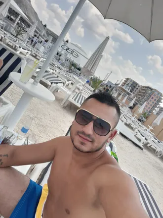 OnlyFans cuenta hysek header 2