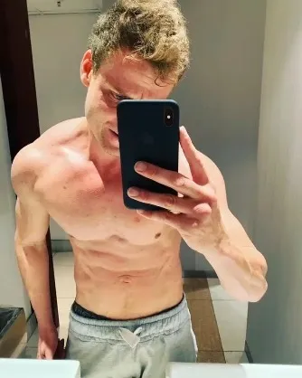 OnlyFans cuenta hein-grobler89 header 2