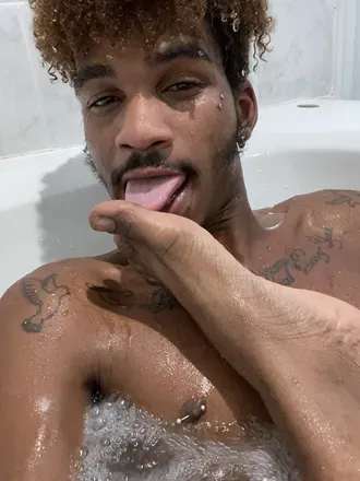 OnlyFans cuenta thekenz header 2