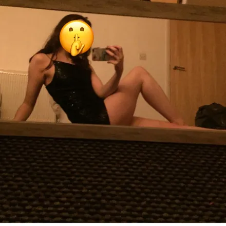 OnlyFans cuenta rozies header 2