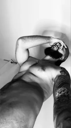 OnlyFans cuenta santiagohincapiie header 2