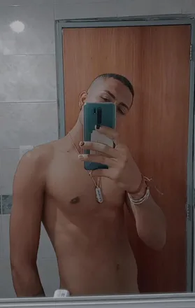 OnlyFans cuenta luigitoh header 2