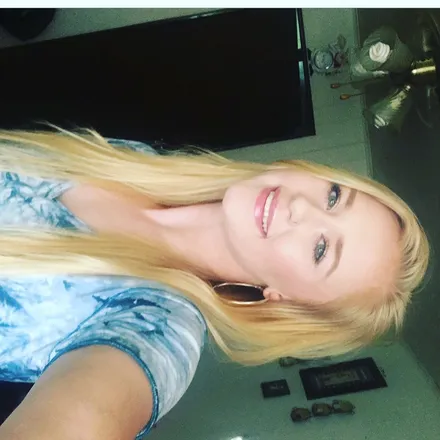 OnlyFans cuenta sweetpeachcream22 header 2