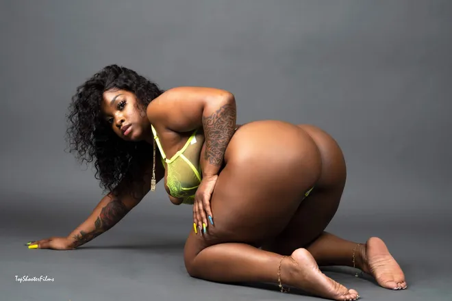OnlyFans cuenta bosslady_dadon header 2