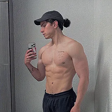 OnlyFans cuenta mateo.extra avatar 1