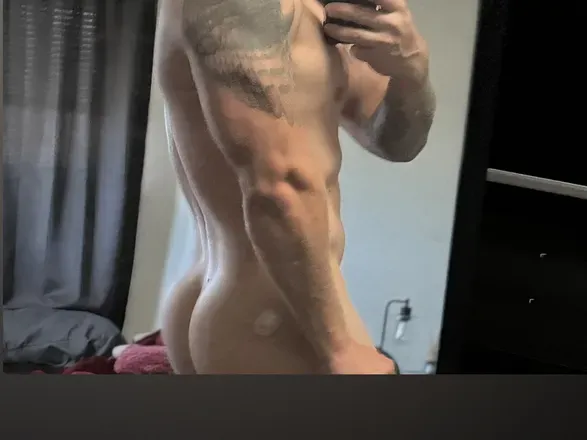 OnlyFans cuenta thicknfitdaddy header 2