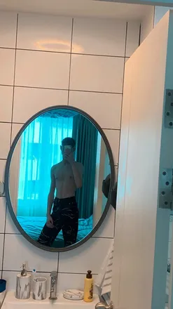 OnlyFans cuenta manusamui header 2