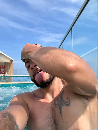 OnlyFans account  markbuffet02 header 2