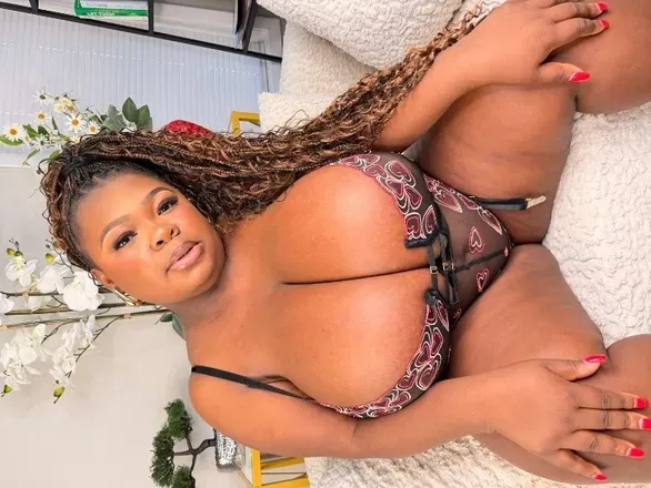 OnlyFans cuenta chocolatbeauty header 2