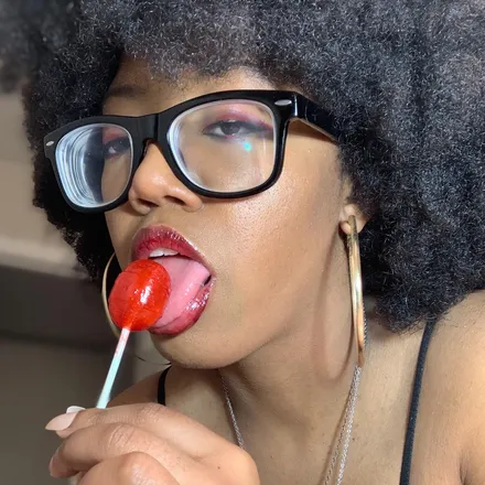 OnlyFans cuenta brooklyn_trinidad header 2