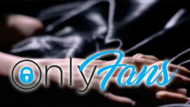 OnlyFans account  itavall header 2