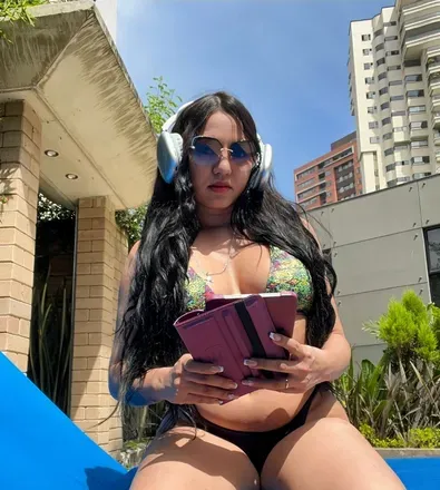 OnlyFans cuenta rousangel header 2