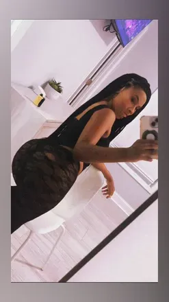 OnlyFans cuenta tajneasalaries avatar 1