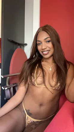 OnlyFans cuenta naomitrophyvip avatar 1