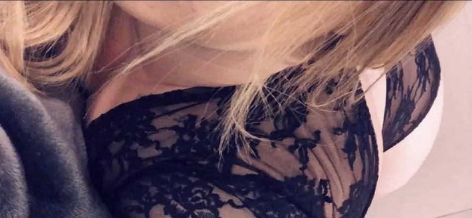 OnlyFans cuenta titsoffortune header 2