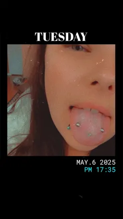 OnlyFans account  lexi651998 header 2