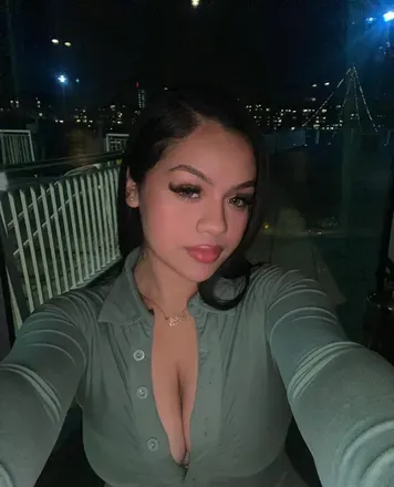 OnlyFans cuenta mariaic header 2