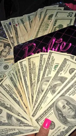 OnlyFans account  salexiss header 2