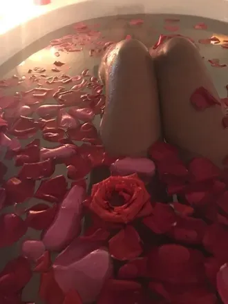 OnlyFans cuenta micaoff_22 header 2