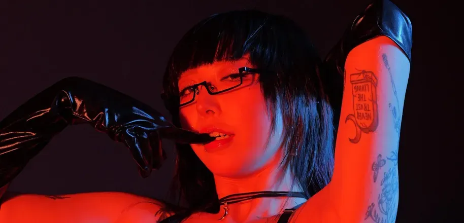 OnlyFans cuenta meltymelu header 2