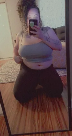 OnlyFans account  pegqueen header 2