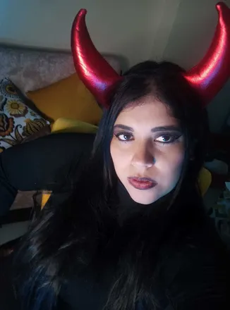 OnlyFans account  karlakarlakarla header 2