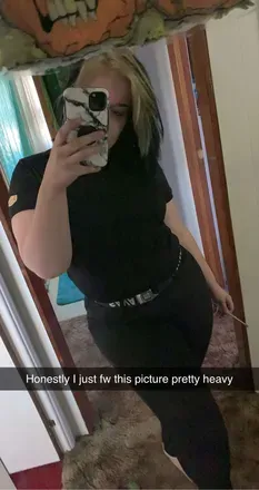 OnlyFans cuenta closet_emo avatar 1