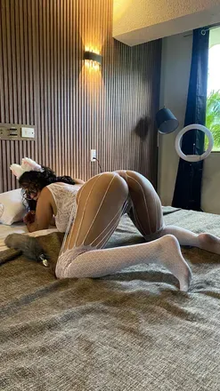 OnlyFans account  starbutterflypuh avatar 1