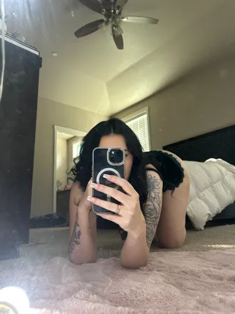 OnlyFans cuenta moneybaggmiaa header 2