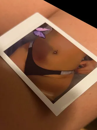 OnlyFans cuenta yazibee header 2
