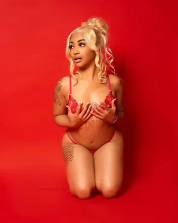 OnlyFans cuenta addictivemolly avatar 1